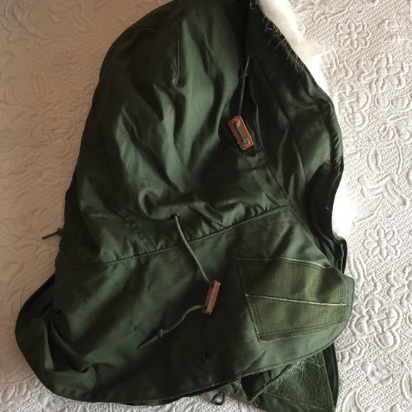 Cameo jacket with detachable hood - Picture 8 of 9